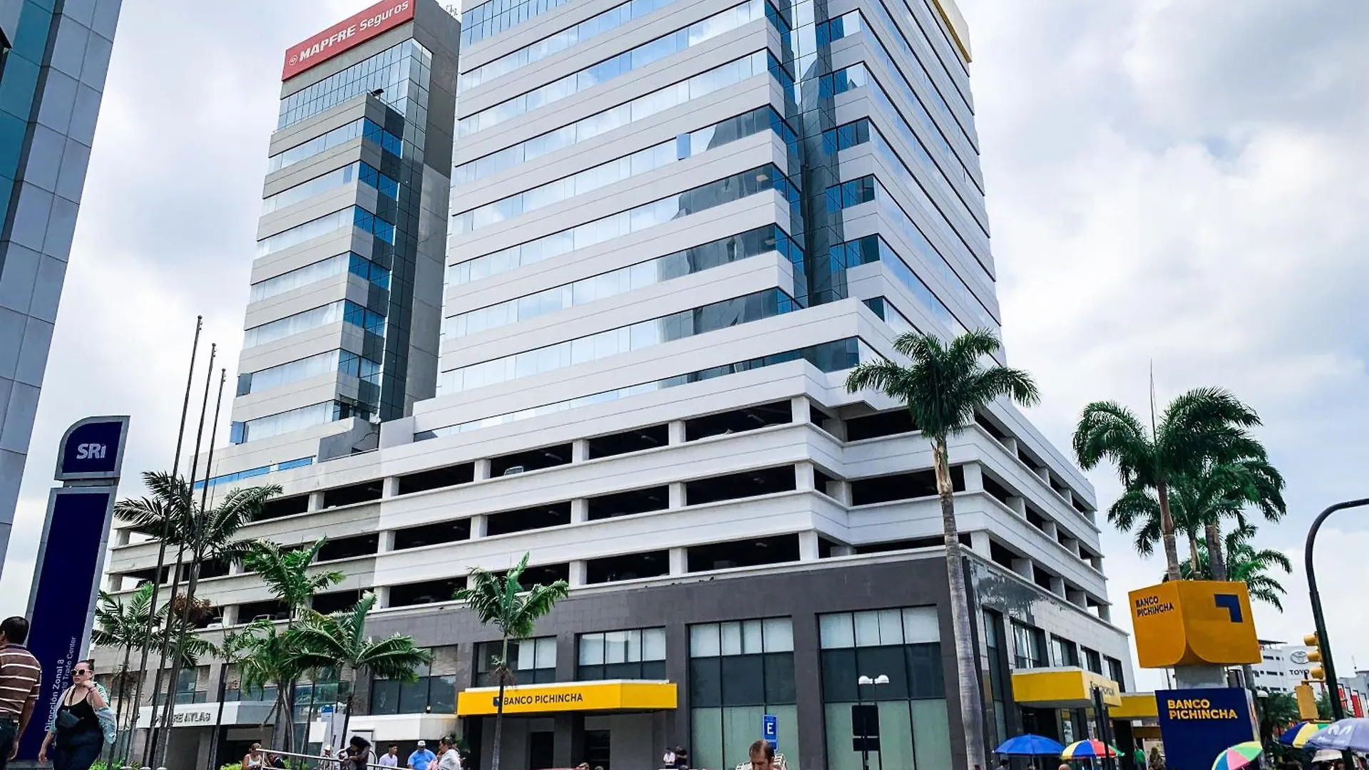 Suite Con Vista Panoramica Piscina Gym Parqueo Gratis Guayaquil 0*,  Ecuador